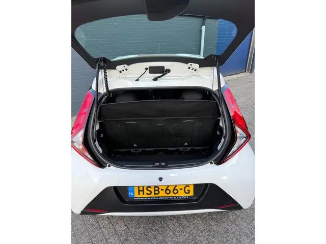 Toyota Aygo 1.0 VVT-i x-fun app carplay 2021 Benzine 12