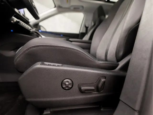 Peugeot 5008 1.2 PureTech Sport 7 Persoons 2020 Benzine 15