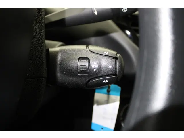 Peugeot 208 1.0 VTi Access 2013 Benzine 13