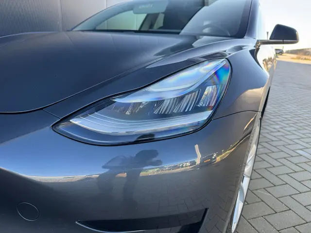 Tesla Model 3 Standard RWD Plus 60 kWh 2019 Elektrisch 6