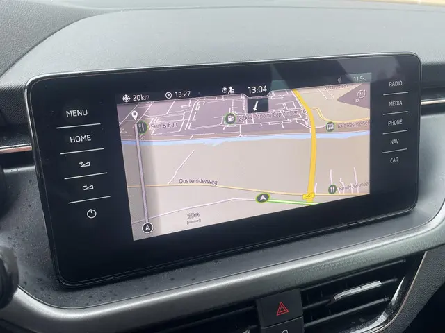 Škoda Kamiq 1.0 TSI Business Edition 2021 Benzine 23