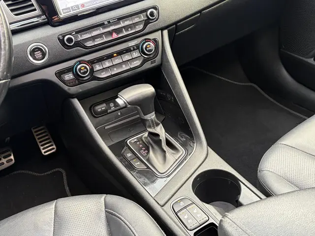 Kia Niro 1.6 GDi PHEV DynamicLine 2018 Hybride Benzine 31