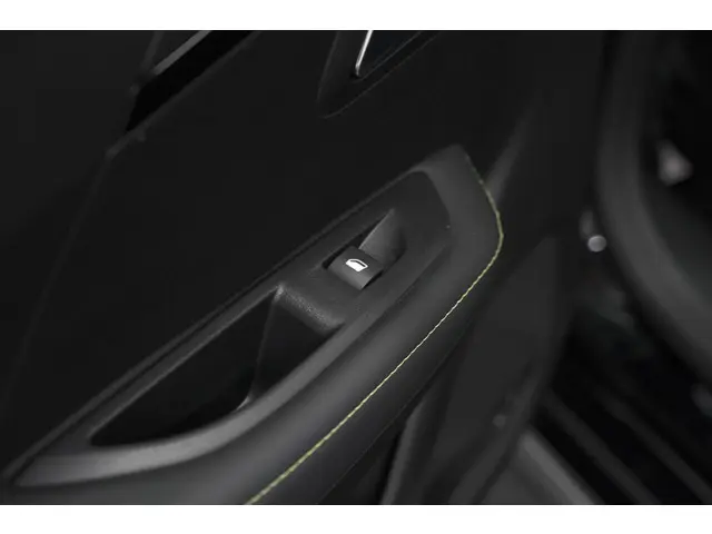 Peugeot 208 PureTech 100 GT 2024 Benzine 26