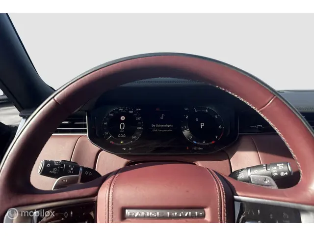 Land Rover Range Rover P400 Autobiography 2023 Benzine 12