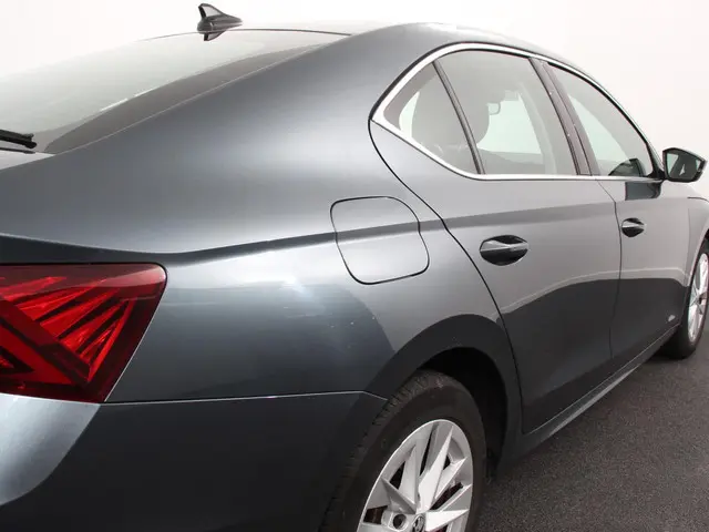 Škoda Octavia 1.0 e-TSI 110pk DSG Style 2021 Benzine 32