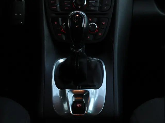 Opel Meriva 1.4 Turbo Design Edition 120PK 2016 Benzine 14