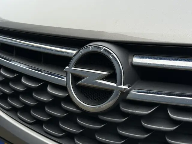 Opel Astra Sports Tourer 1.4 Innovation 2016 Benzine 43