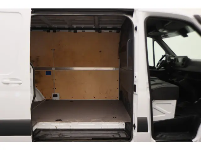 Mercedes-Benz Sprinter 317 CDI Aut. L2H1 2022 Diesel 13