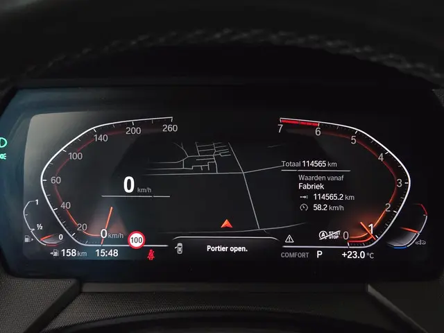 BMW 1 Serie 118i High Executive Edition 2019 Benzine 31
