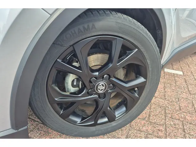 Toyota C-HR 1.8 Hybrid Style 2019 Hybride Benzine 9