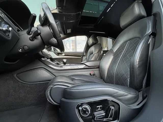 Audi S8 4.0 TFSI quattro Pro Line+ 2015 Benzine 3
