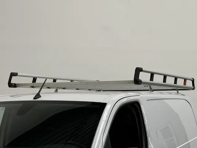 Peugeot Expert 1.5 BlueHDI 120PK L2 2023 Diesel 10