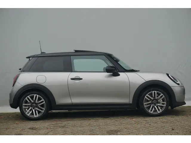 MINI 3-Deurs Cooper C 2024 Benzine 4