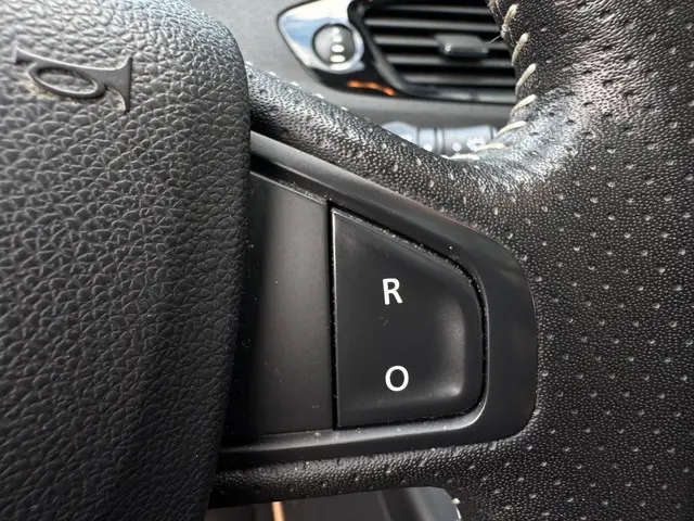 Renault Scénic 2.0 Bose Automaat | Pano. 2013 Benzine 23