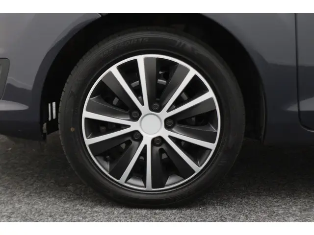 Ford Fiesta 1.0 Style 2013 Benzine 23