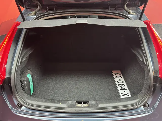 Volvo V40 Cross Country 1.5 T3 Nordic+ 2016 Benzine 28