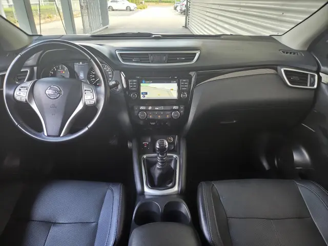 Nissan QASHQAI 1.2 Tekna 2016 Benzine 2