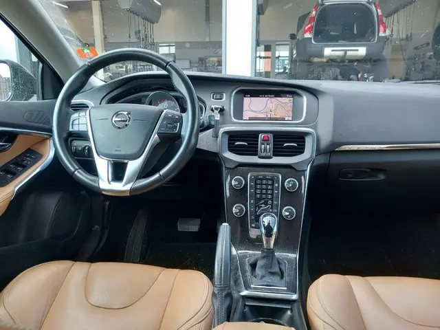 Volvo V40 Cross Country 1.5 T3 Summum 2019 Benzine 5