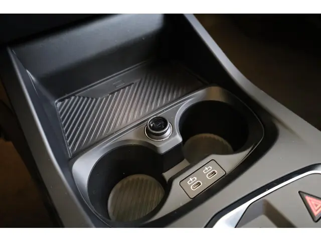 BMW 1 Serie 120 2026 Benzine 20