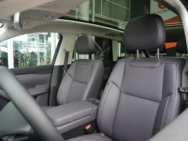 Leapmotor C10 REEV Design 28.4 kWh 2026 Hybride Benzine 10