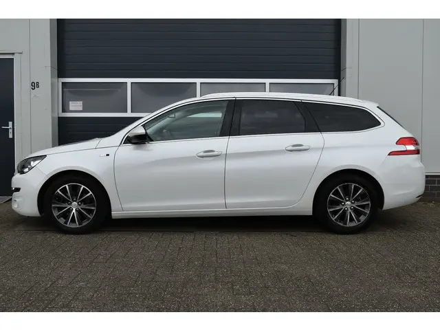 Peugeot 308 SW 1.2 PureTech Style 2015 Benzine 2