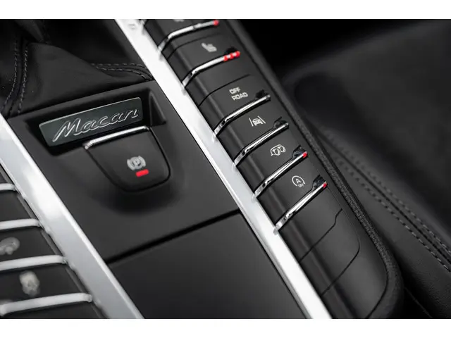 Porsche Macan 3.0 GTS 2018 Benzine 17