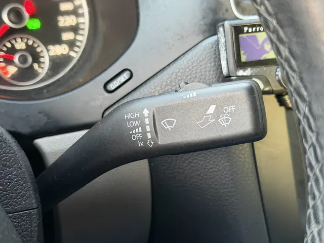 Volkswagen Jetta 1.4 TSI Highline 2012 Benzine 28