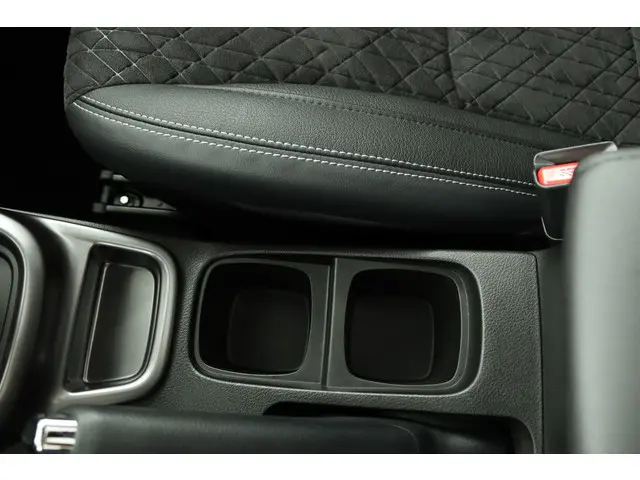 Suzuki Vitara 1.5 Hybrid Style 2022 Hybride Benzine 58