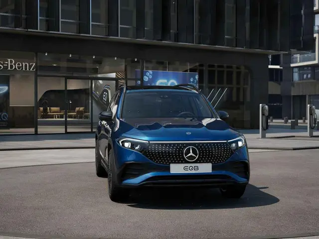Mercedes-Benz EQB 250+ AMG Line 71 kWh 2026 Elektrisch 8