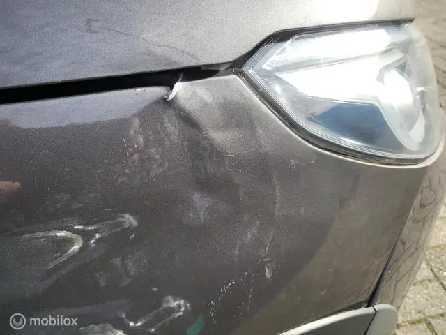 Peugeot 2008 1.2 PureTech Allure 2016 Benzine 24