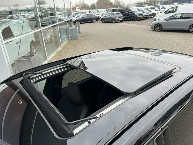 BMW X1 sDrive18i|M-Sport|PANO|HEAD-UP|LED|18"| 2023 Benzine 28