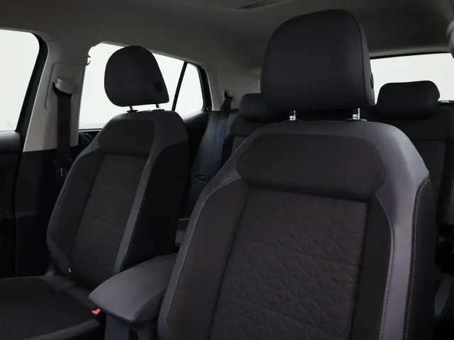 Volkswagen T-Cross 1.0TSI/110PK Style 2021 Benzine 6