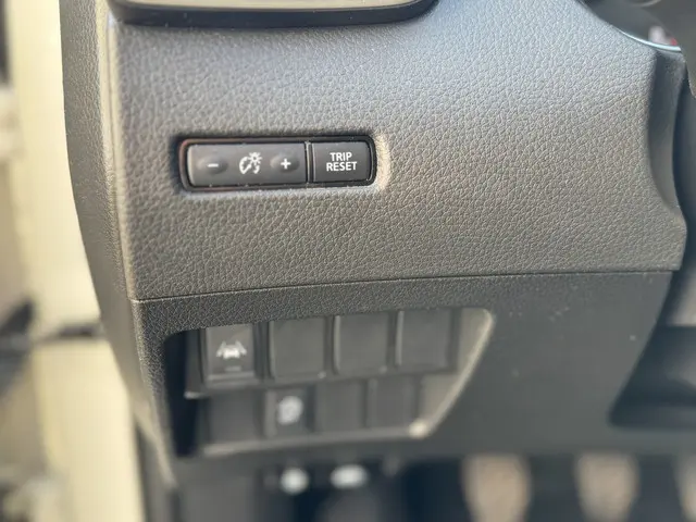 Nissan QASHQAI 1.3 DIG-T Tekna + 2019 Benzine 24