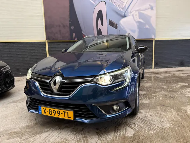 Renault Mégane Estate 1.3 TCe Limited 2020 Benzine 8