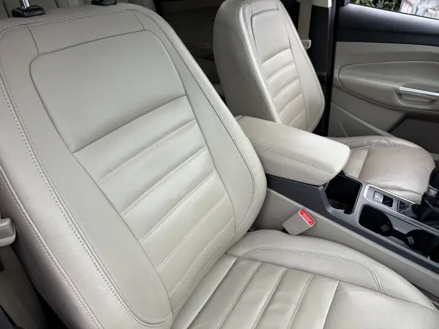 Ford Escape 2.0 AUT titanium 244 PK 2017 Benzine 10