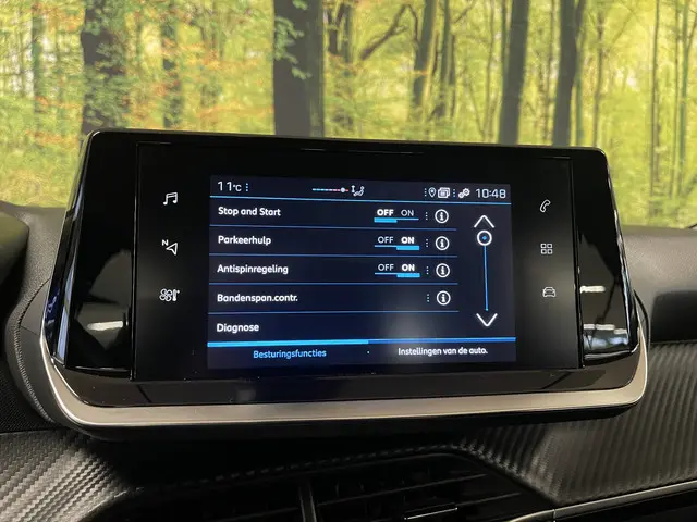 Peugeot 208 1.2 PureTech Active Pack 2021 Benzine 21