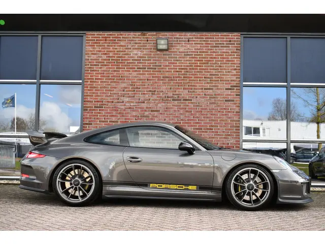 Porsche 911 3.8 GT3 2015 Benzine 41