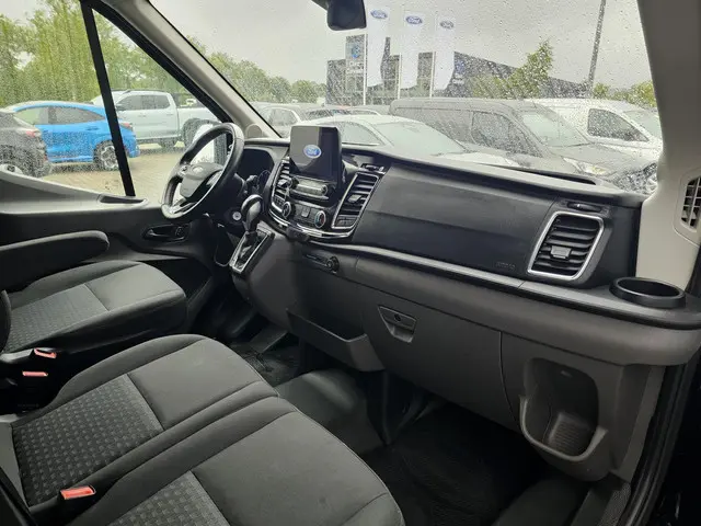 Ford Transit 350 2.0 TDCI L3H3 Limited 2020 Diesel 7