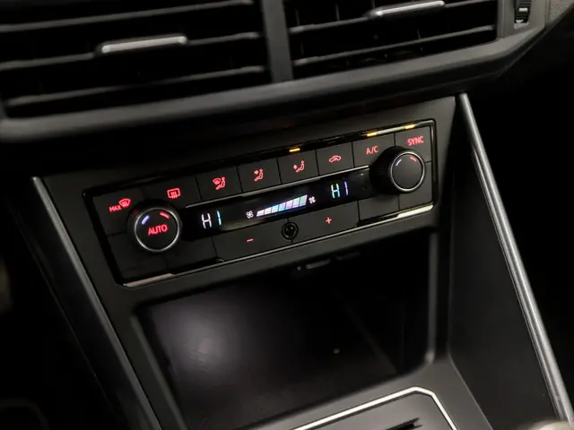 Volkswagen Polo 1.0 TSI Sportline 2018 Benzine 9