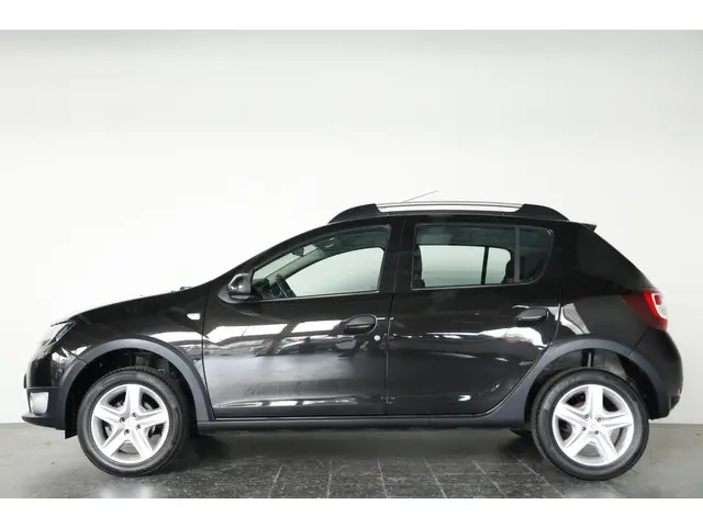 Dacia Sandero Stepway 0.9 TCe Lauréate 2013 Benzine 24