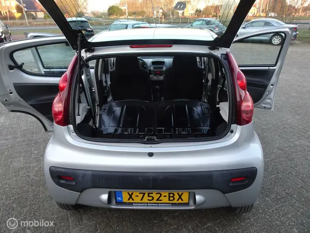 Citroën C1 AIRCO/ABS) 1.0 Tendance 2013 Benzine 11
