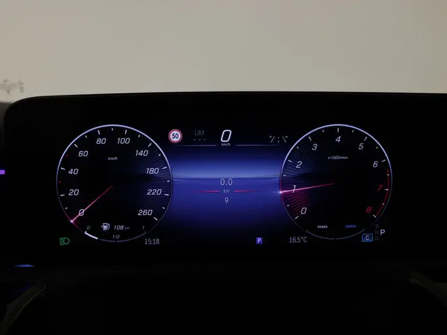 Mercedes-Benz A-Klasse 200 AMG Line 2024 Benzine 5