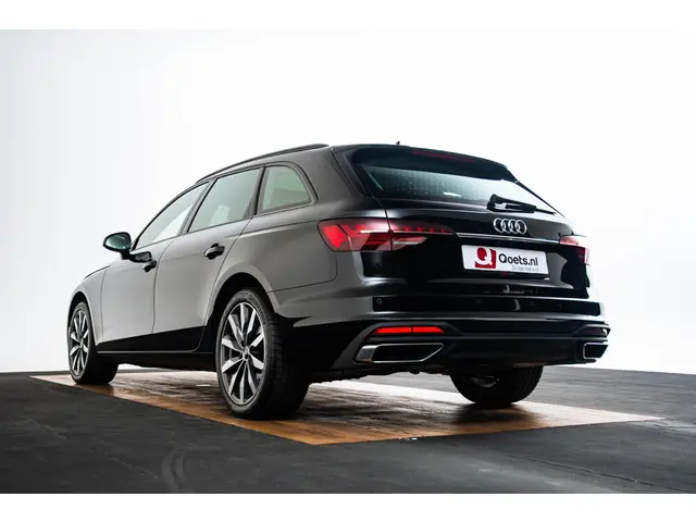 Audi A4 Avant 35 TFSI Business Edition 2020 Benzine 12