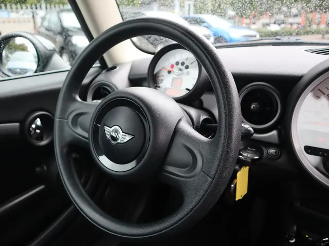 MINI One 1.6 2013 Benzine 15