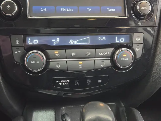 Nissan QASHQAI 1.2 Tekna 2016 Benzine 34