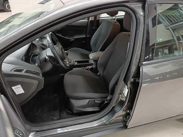Ford Focus 1.0 Trend 2017 Benzine 9