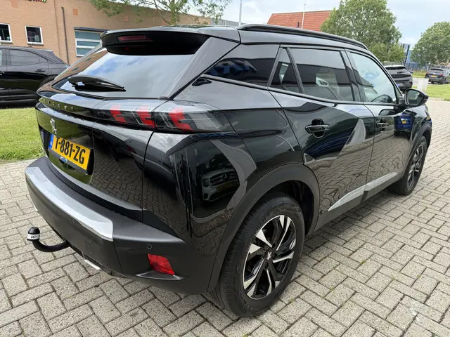 Peugeot 2008 1.2 PureTech Allure Pack 2022 Benzine 7