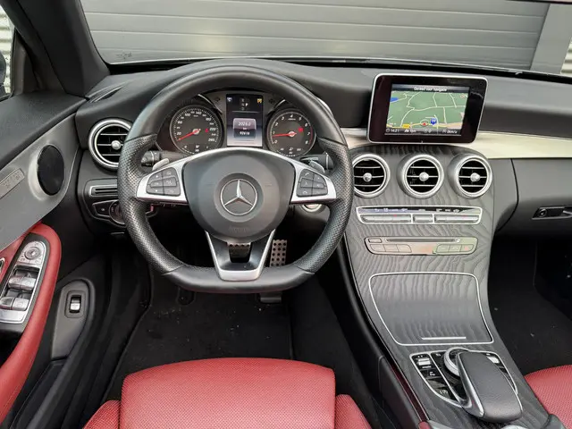 Mercedes-Benz C-Klasse 200 4matic AMG 2017 Benzine 21