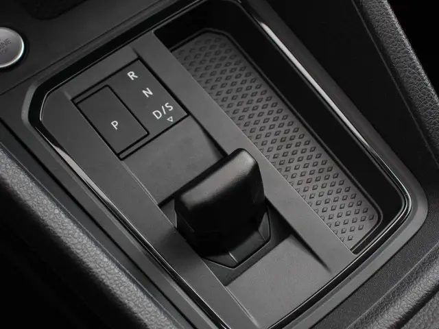 Volkswagen Caddy Cargo Maxi 2.0 TDI Style 2023 Diesel 22