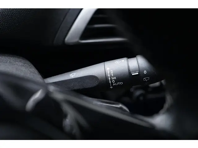 Peugeot 5008 1.2 PureTech Active 2019 Benzine 21